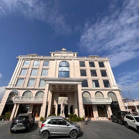 דהראדון Hotel Jsr Continental מראה חיצוני תמונה