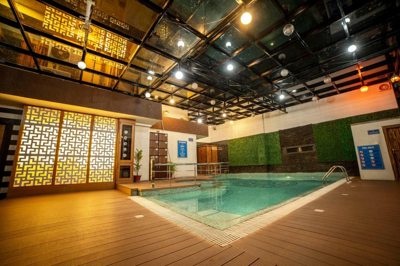 דהראדון Hotel Jsr Continental מראה חיצוני תמונה