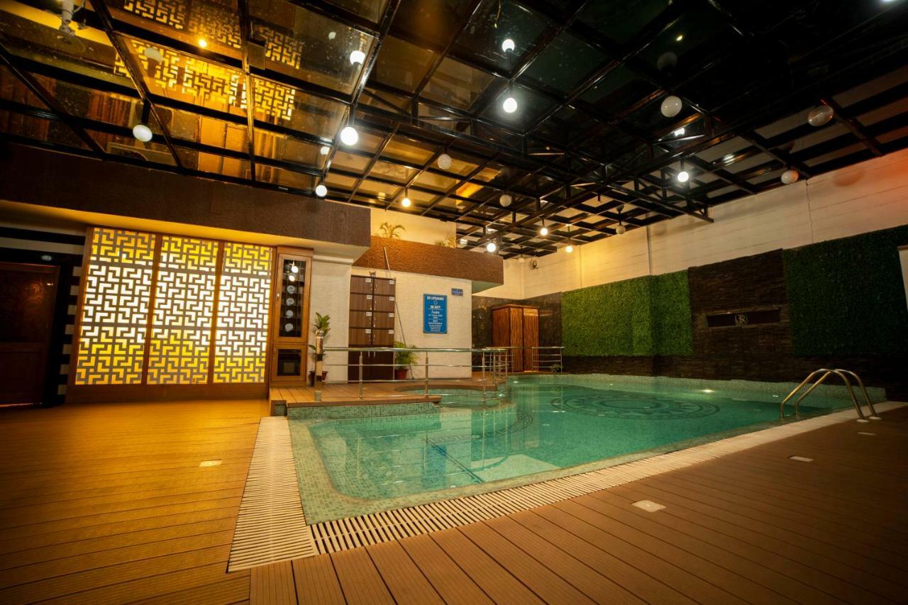 דהראדון Hotel Jsr Continental מראה חיצוני תמונה